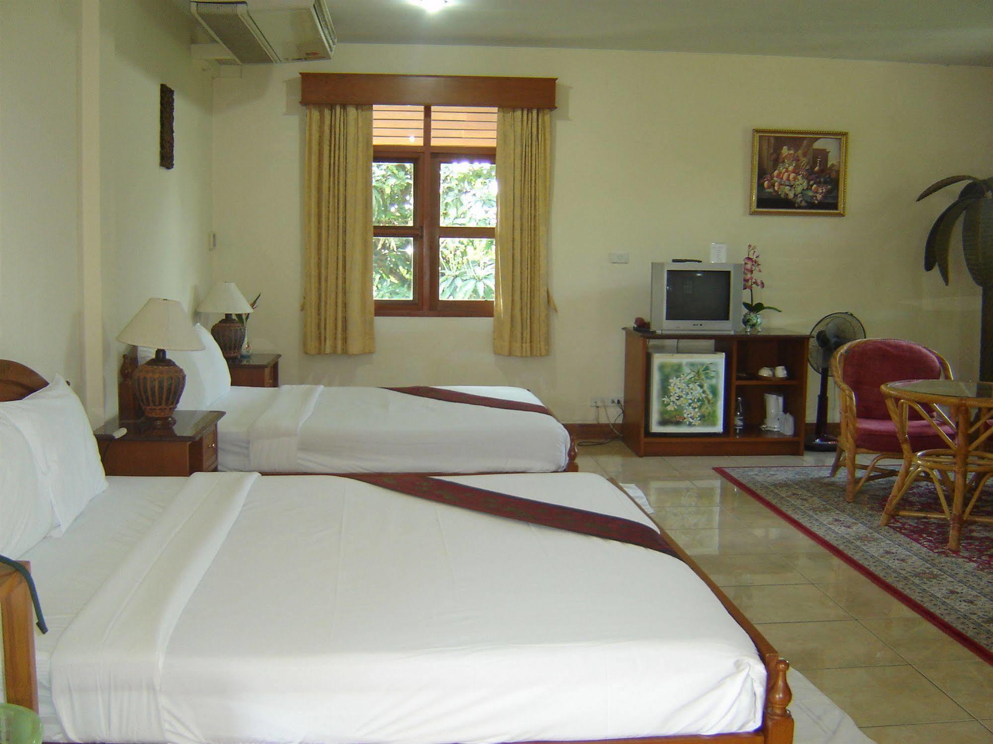 Golden Cupids Hotel Chiang Mai Exterior foto